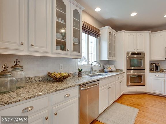 5th image of 4307 Newbold Ct