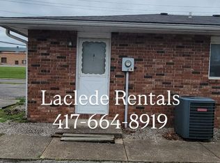 526 N Washington Ave APT A, Lebanon, MO 65536