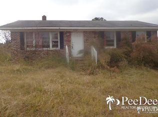 5287 Middle Rd, Nichols, SC 29581