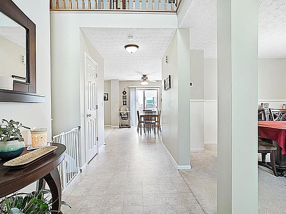2nd image of 653 Brighton St