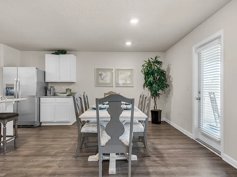 5277 Conservation Cir — Photo 13