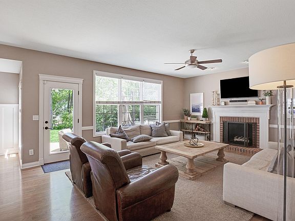4th image of 5072 Ederton Pl