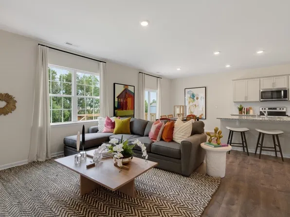 350 Robert Pl, Carthage, NC 28327