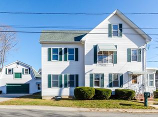 17 Maple St, Amesbury, MA 01913