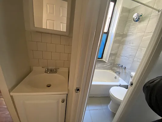 Rented by ERN Flats | media 10