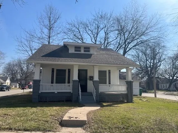 325 Brown Ave, Osawatomie, KS 66064