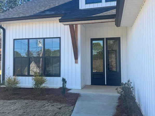 1424 Brierwood Pl, Jacksonville, AL 36265
