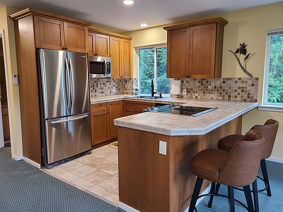 5th image of 8705 304th St NW