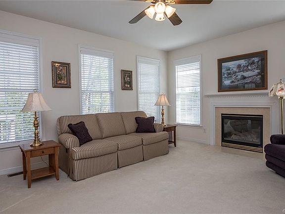 4th image of 10425 Farm Meadow Dr