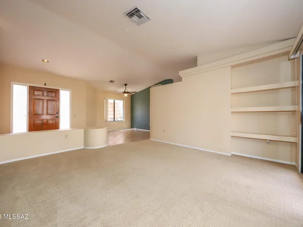 830 W Welcome Way, Green Valley, AZ 85614