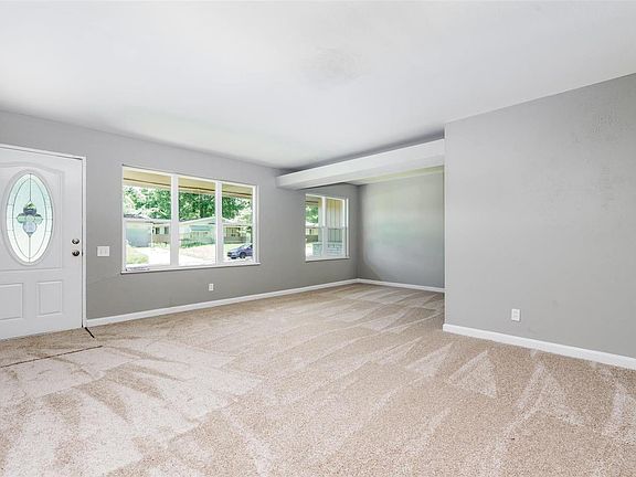 4th image of 10721 Hallwood Dr