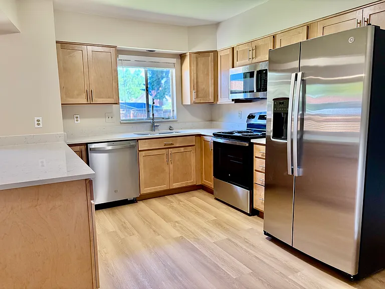 6643 E Bates Ave — Photo 5