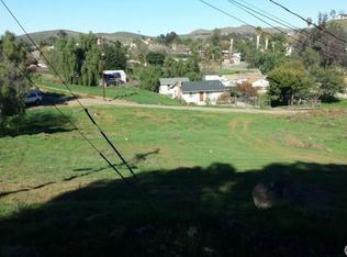 23664 Goetz Dr, Canyon Lake, CA 92587