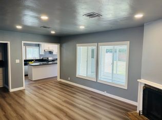 25877 Miramonte St, Redlands, CA 92373