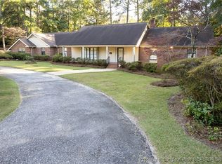 2521 Morganton Rd, Fayetteville, NC 28303
