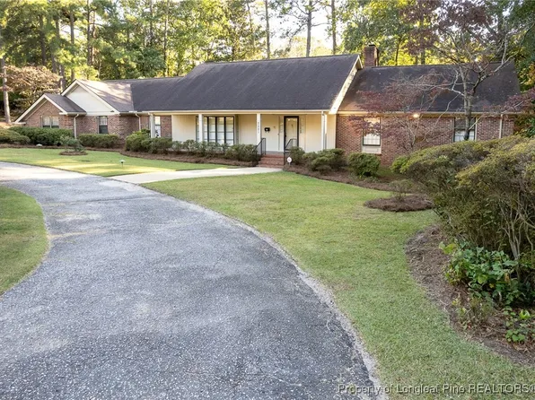 2521 Morganton Rd, Fayetteville, NC 28303