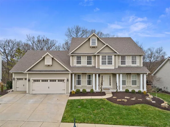 17737 Westhampton Woods Dr, Chesterfield, MO 63005