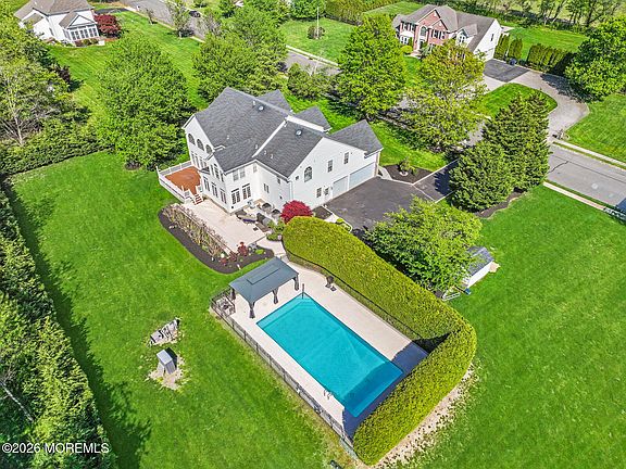 2nd image of 1603 Walton Way