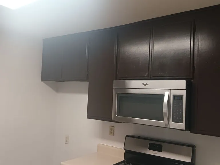 North Tower Apts — Photo 19