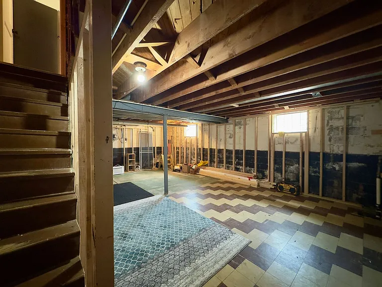 205 Sipple Ave — Photo 20