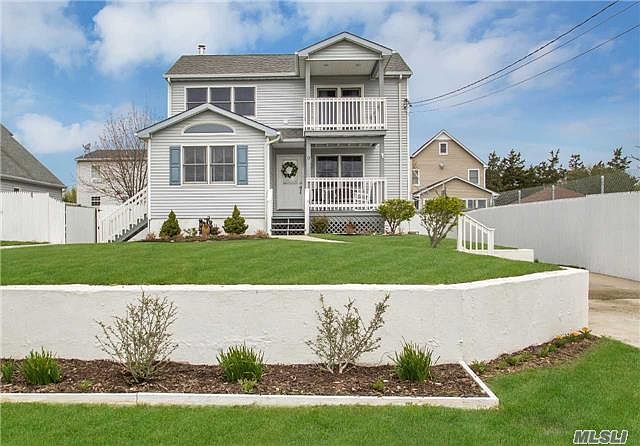 1st image of 9 Peters Dr