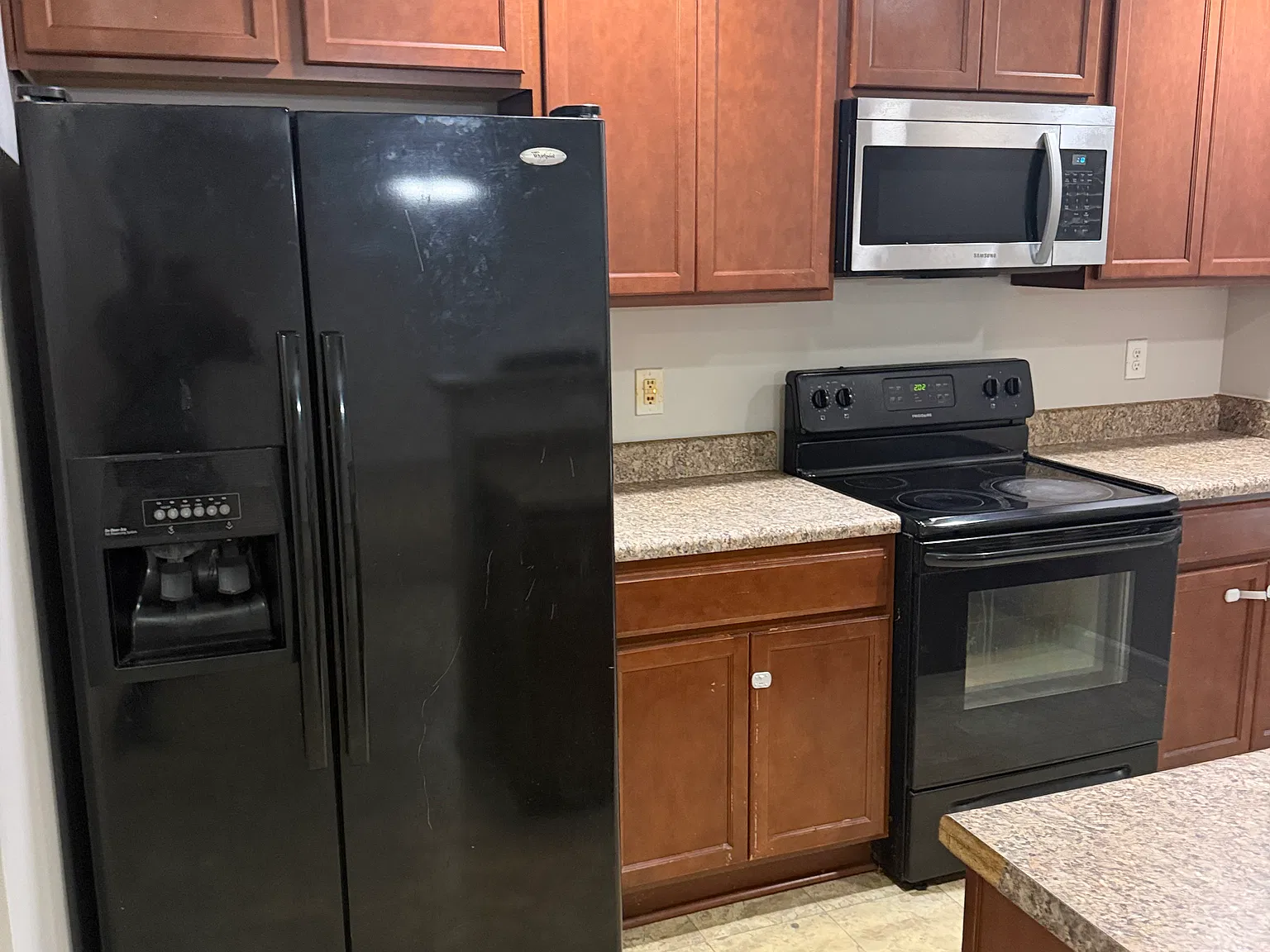 3 bed, $1,795 — Photo 3