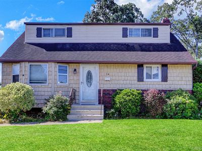 14 5th Avenue, South Farmingdale, NY, 11735