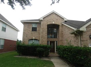 14819 Horse Creek Ln, Sugar Land, TX 77498