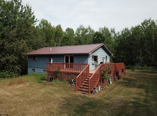 67917 Kirkwood Dr, Warroad, MN 56763