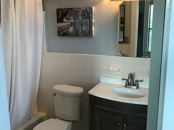 2nd image of 1822 15th St NW APT 201
