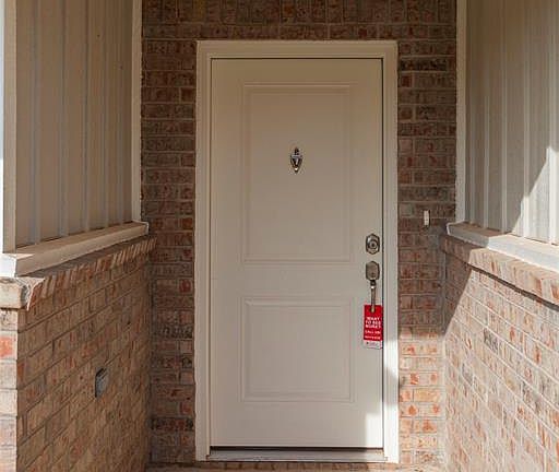 3rd image of 19017 Tarver Way