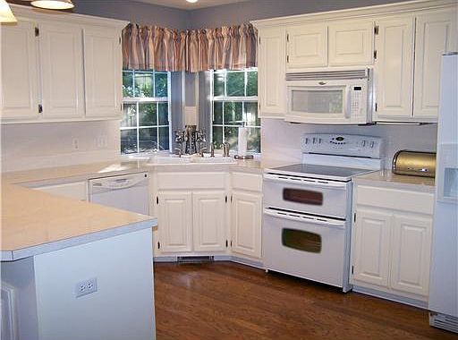 4th image of 20 Laceby Ln