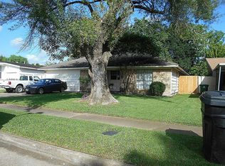 10315 Carthage Dr, Houston, TX 77089