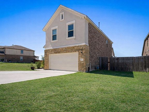 3rd image of 974 Pepperbark Loop