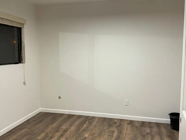 431 Evergreen Dr — Photo 5