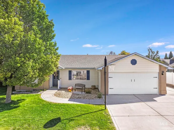 1434 Tara St, Twin Falls, ID 83301