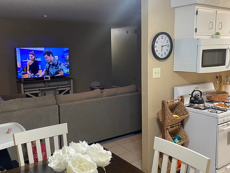 8320 Gallatin Dr — Photo 3