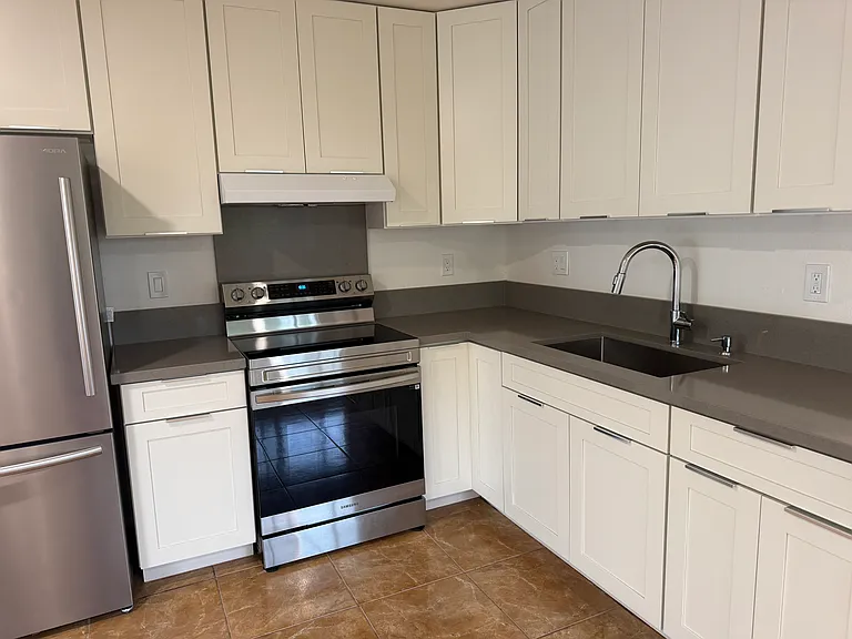 905 Kainui Dr — Photo 4
