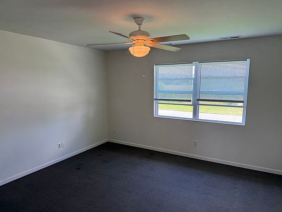 5th image of 320 Summer St Unit 4
