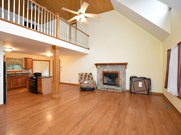 2nd image of 151 White Water Dr