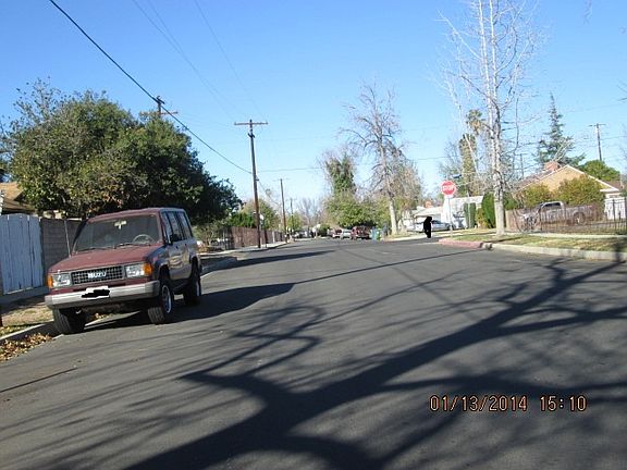 4th image of 7938 Andasol Ave