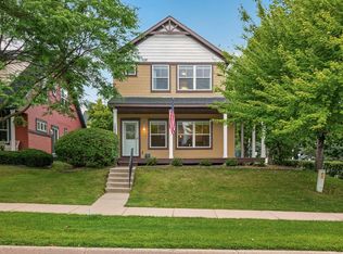 1548 Legacy Pkwy E, Maplewood, MN 55109