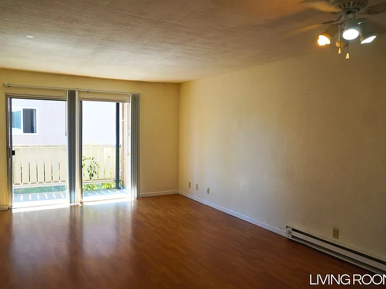 Cannery Apartments — Photo 11