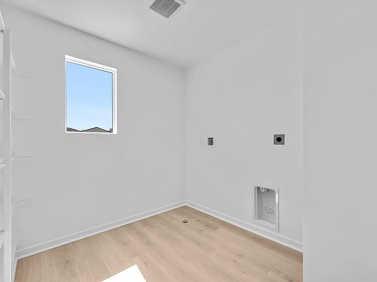 34427 Sakura Ln — Photo 12