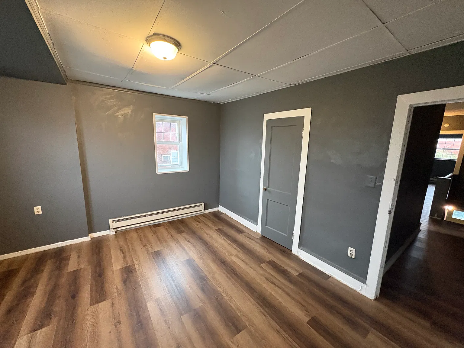 2 bed, 600 sqft, $1,050 — Photo 2