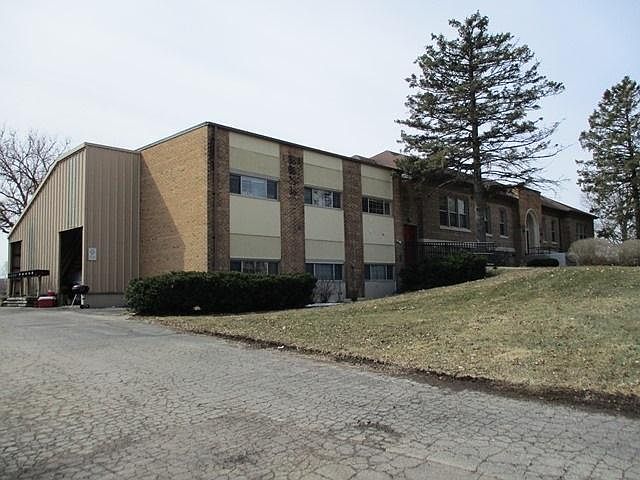 1st image of 125 E North St #121