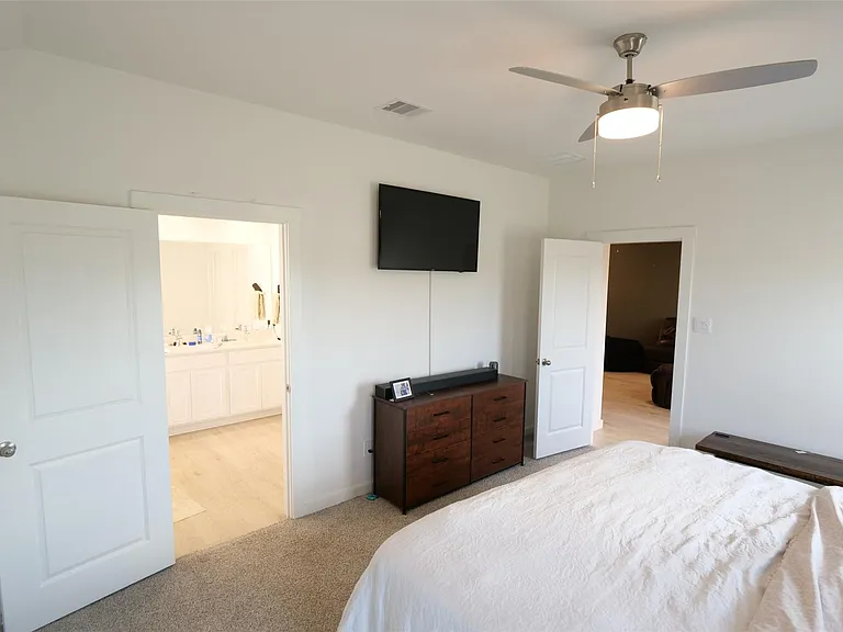 1303 Lucciola Ln — Photo 19