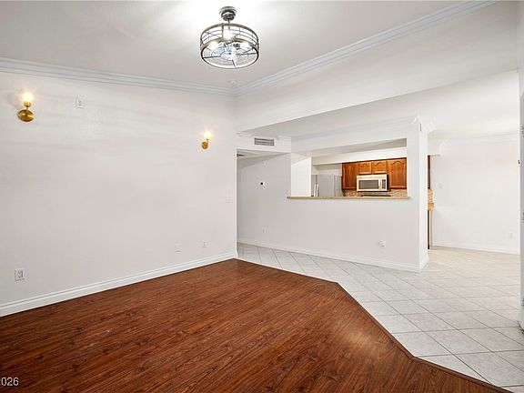 5th image of 1150 N Buffalo Dr APT 2012