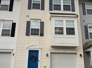5 Robin Ln, Morgantown, WV 26508