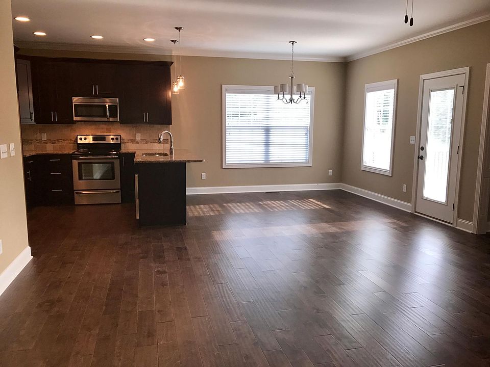 2nd image of 364 Cumberland Ridge Ct